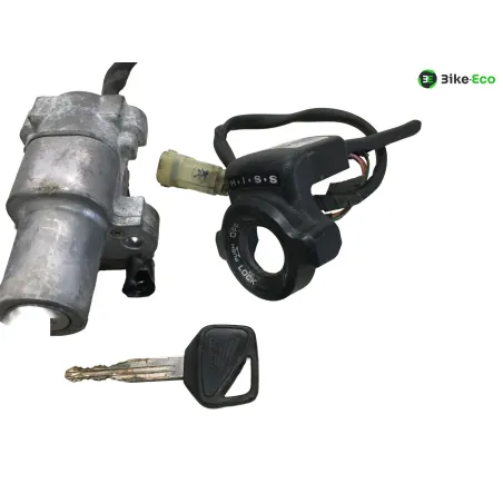 Jeu de serrure contacteur a cle code HONDA VFR 800 FI 2000-2001