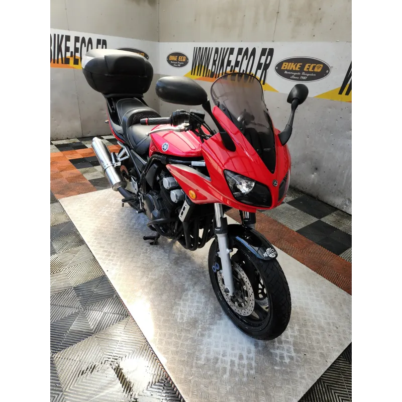 YAMAHA 600 FZS