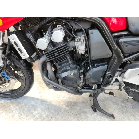 YAMAHA 600 FZS
