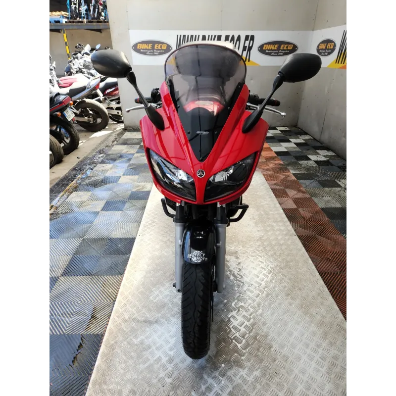 YAMAHA 600 FZS