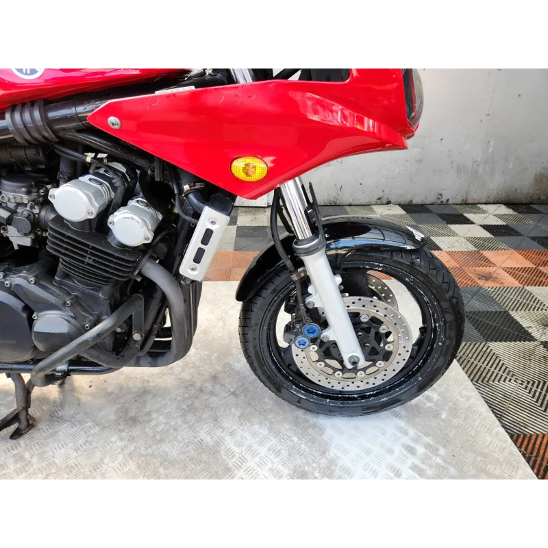 YAMAHA 600 FZS