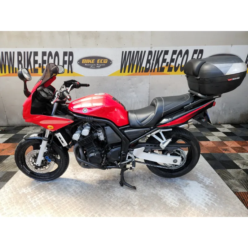 YAMAHA 600 FZS