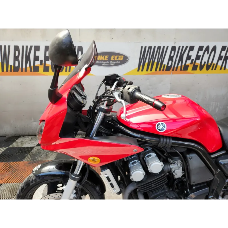 YAMAHA 600 FZS