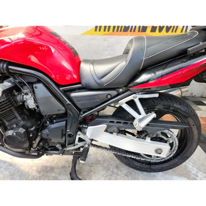 YAMAHA 600 FZS