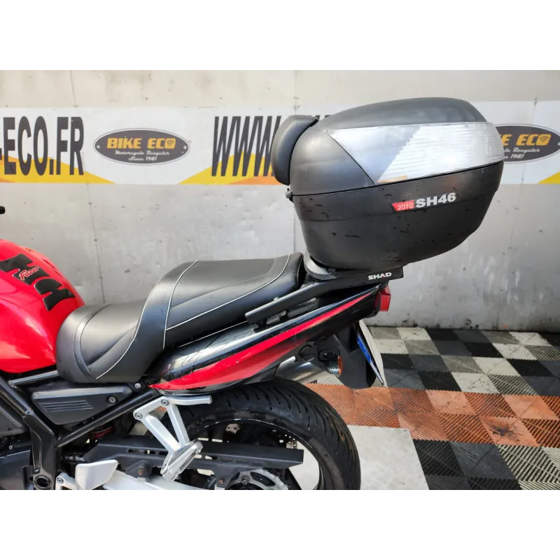 YAMAHA 600 FZS