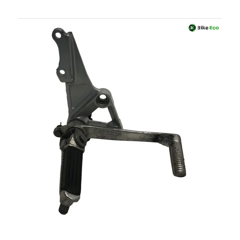 Platine avant droite SUZUKI SV 650 S 1999-2002