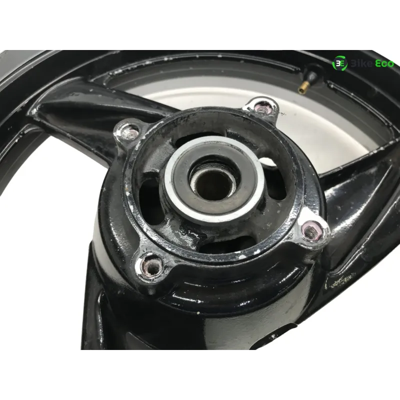 Jante arriere KAWASAKI ZZR 600 1999-2001