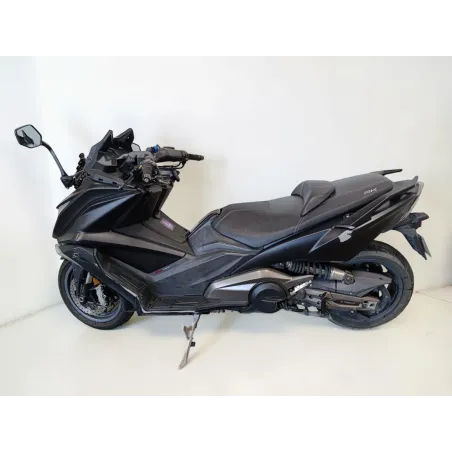 KYMCO AK 550