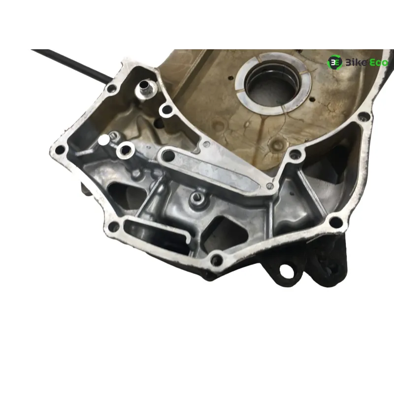 Carter moteur droit YAMAHA CZD 300 2017-2020 XMAX
