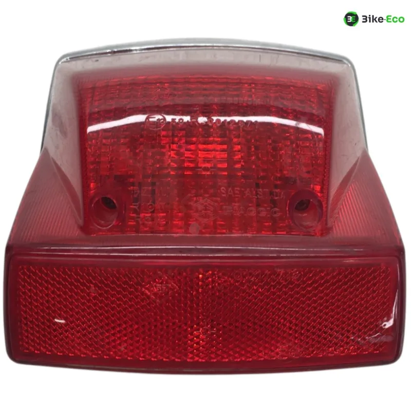 Feu arriere PIAGGIO VESPA 125 2011-2017 PX