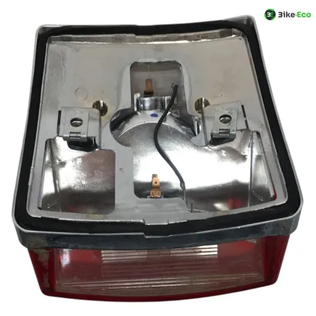 Feu arriere PIAGGIO VESPA 125 2011-2017 PX