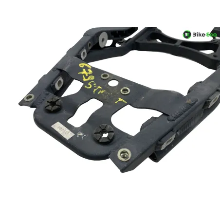 Boucle cadre arriere TRIUMPH STREET TRIPLE 675 2007-2011