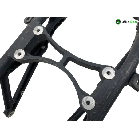 Boucle cadre arriere TRIUMPH STREET TRIPLE 675 2007-2011