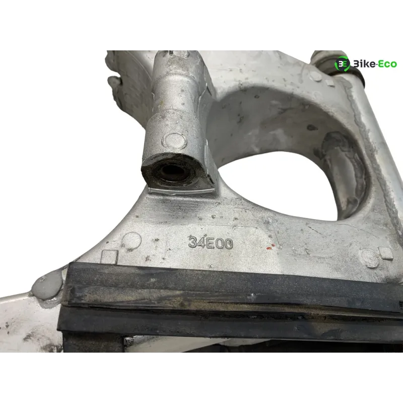 Bras oscillant SUZUKI GSXR 600 1997-2000