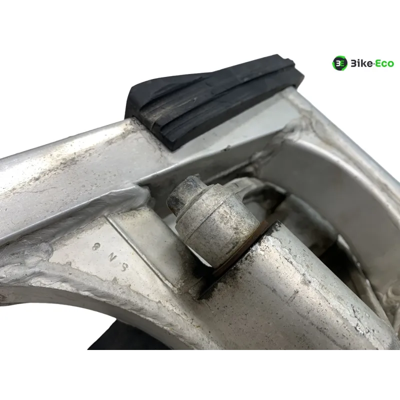 Bras oscillant SUZUKI GSXR 1100 1989