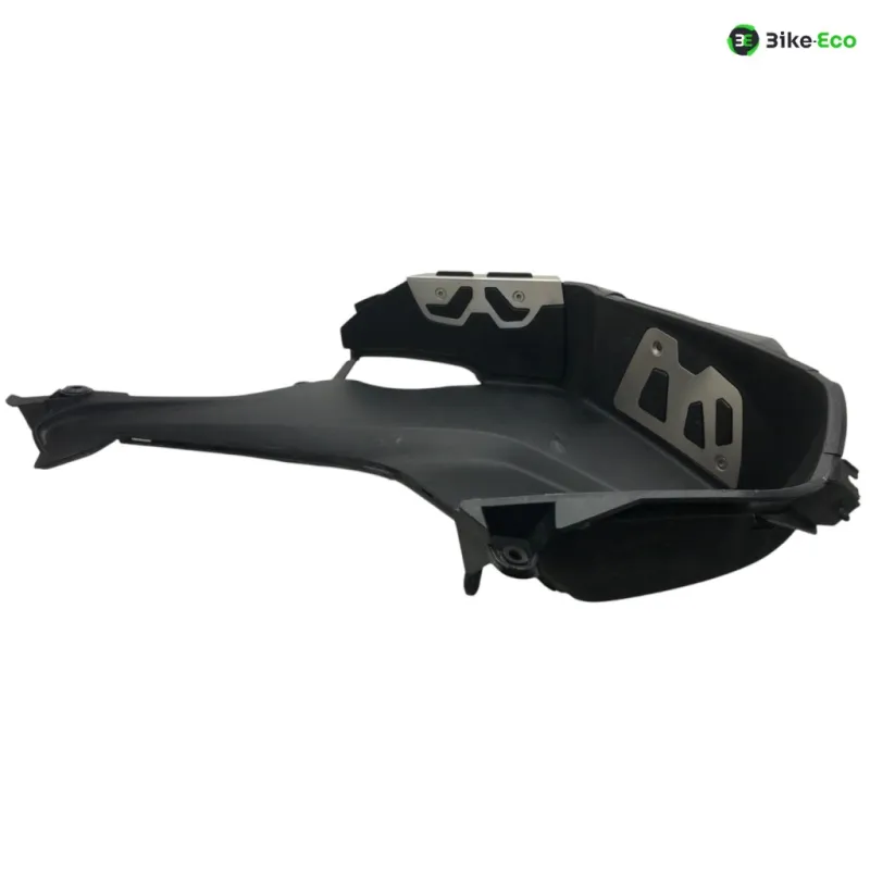 Plancher marche pied gauche BMW C 600 SPORT 2011-2015 K18