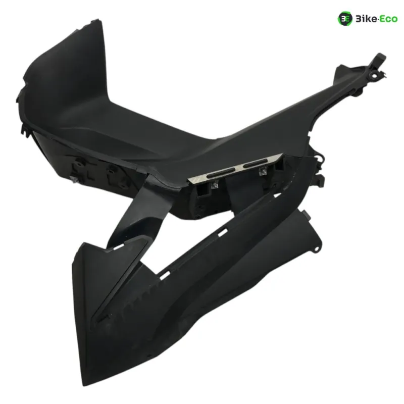Plancher marche pied gauche BMW C 600 SPORT 2011-2015 K18