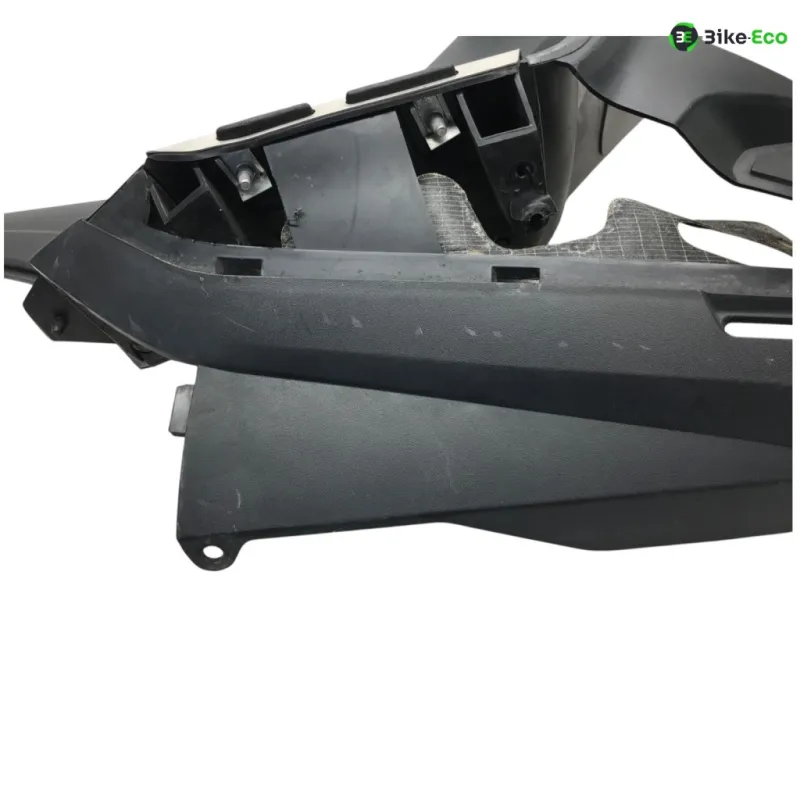 Plancher marche pied droit BMW C 600 SPORT 2011-2015 K18