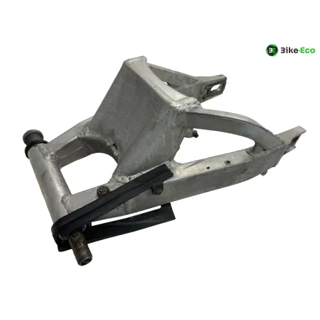 Bras oscillant SUZUKI GSXR 750 2000-2003