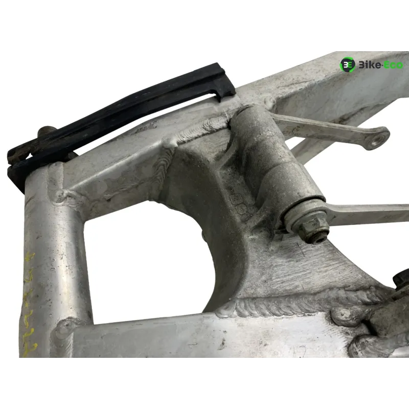 Bras oscillant SUZUKI GSXR 750 2000-2003