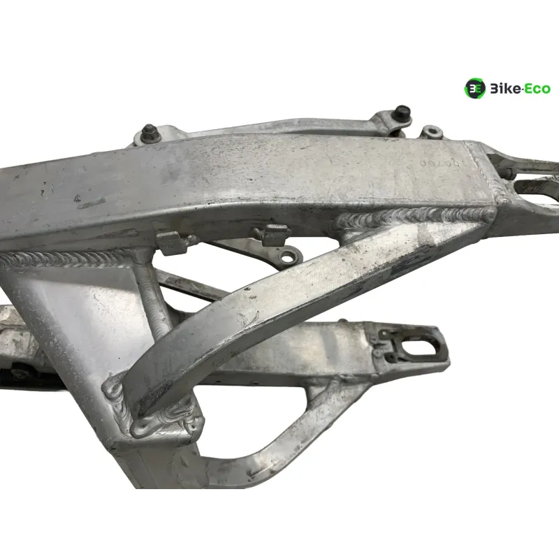 Bras oscillant SUZUKI GSXR 750 2000-2003