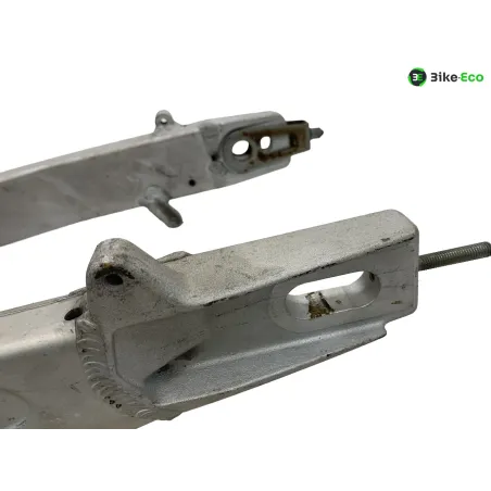 Bras oscillant SUZUKI GSXR 1100 1993-1994