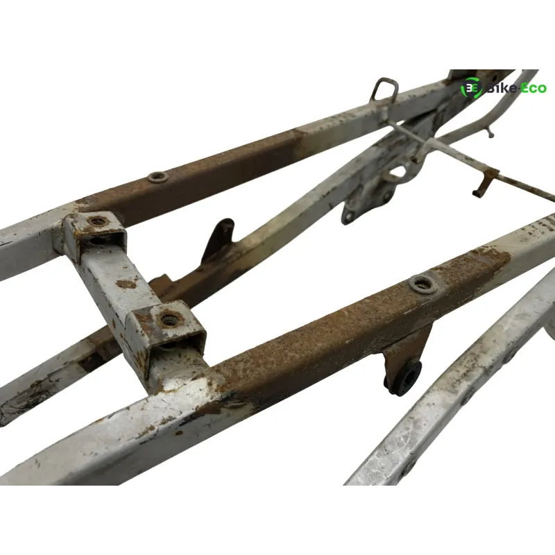 Boucle cadre arriere SUZUKI RGV 250 1991-1996