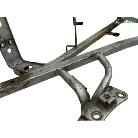 Boucle cadre arriere SUZUKI RGV 250 1991-1996