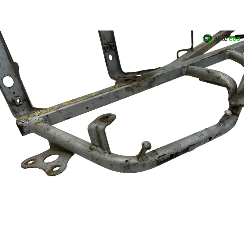 Boucle cadre arriere SUZUKI RGV 250 1991-1996