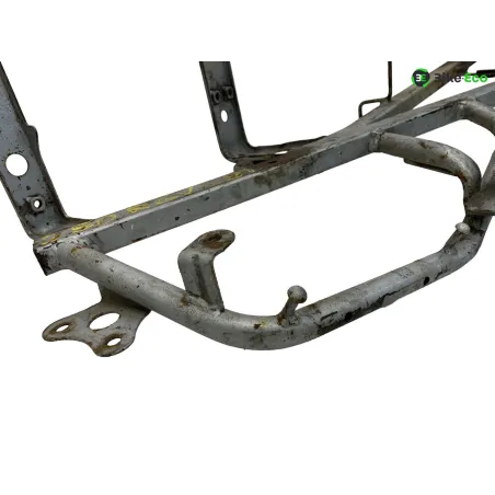 Boucle cadre arriere SUZUKI RGV 250 1991-1996