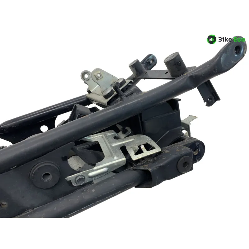 Boucle cadre arriere SUZUKI GSR 600 2006-2010
