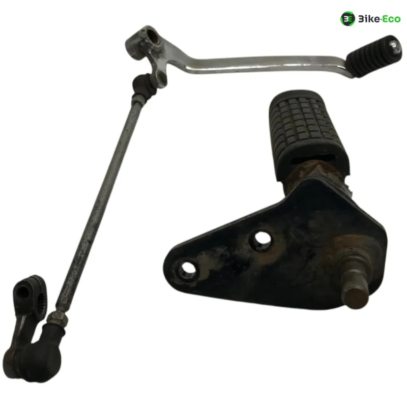 Platine avant gauche SUZUKI GZ 125 1998-2010 MARAUDER
