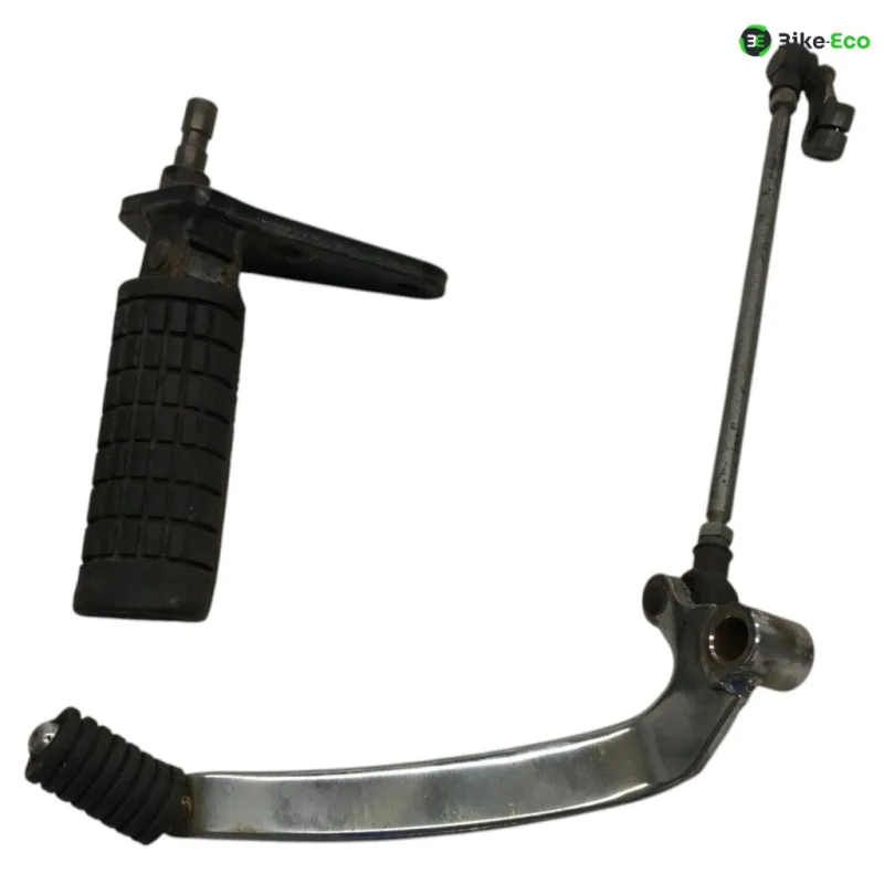 Platine avant gauche SUZUKI GZ 125 1998-2010 MARAUDER