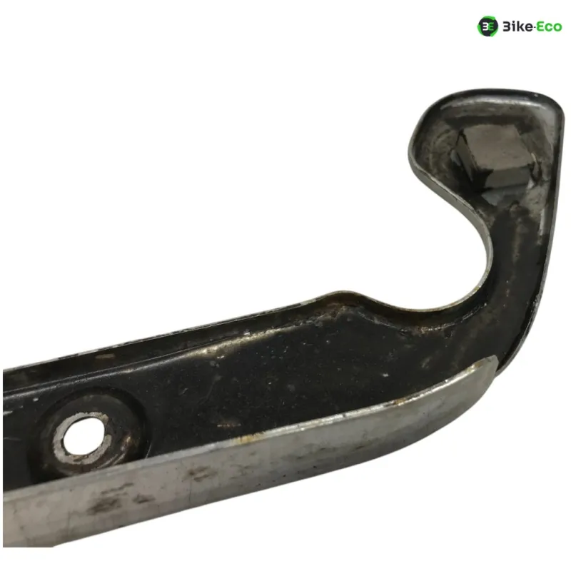 Support garde boue arriere SUZUKI GZ 125 1998-2010 MARAUDER