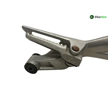 Platine avant droite HONDA NC 700 S 2012-2014
