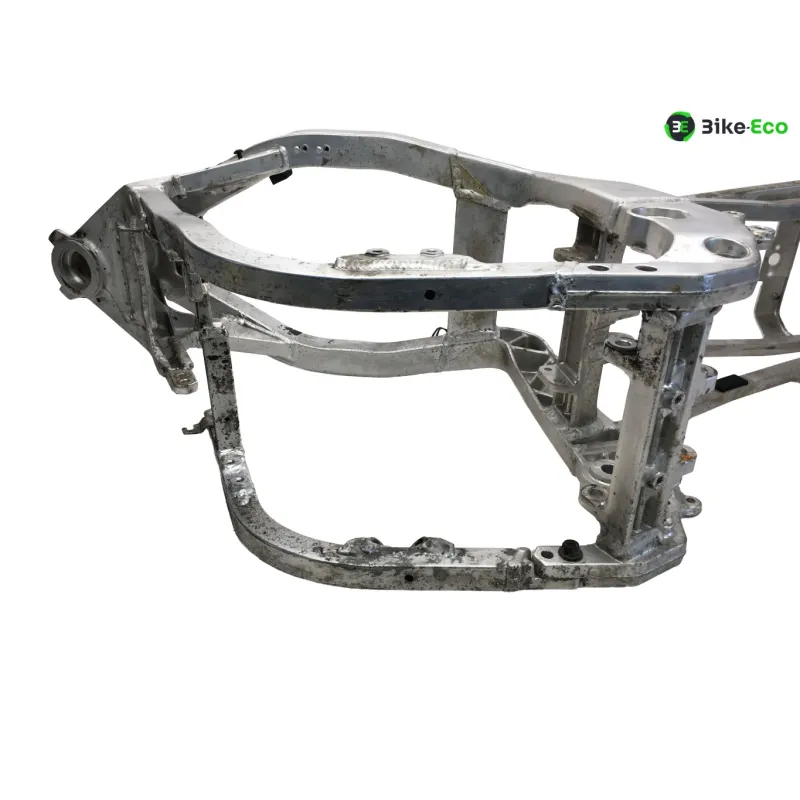 Cadre avec carte grise SUZUKI GSXR 1100 1990