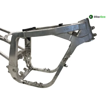 Cadre avec carte grise SUZUKI GSXR 1100 1990