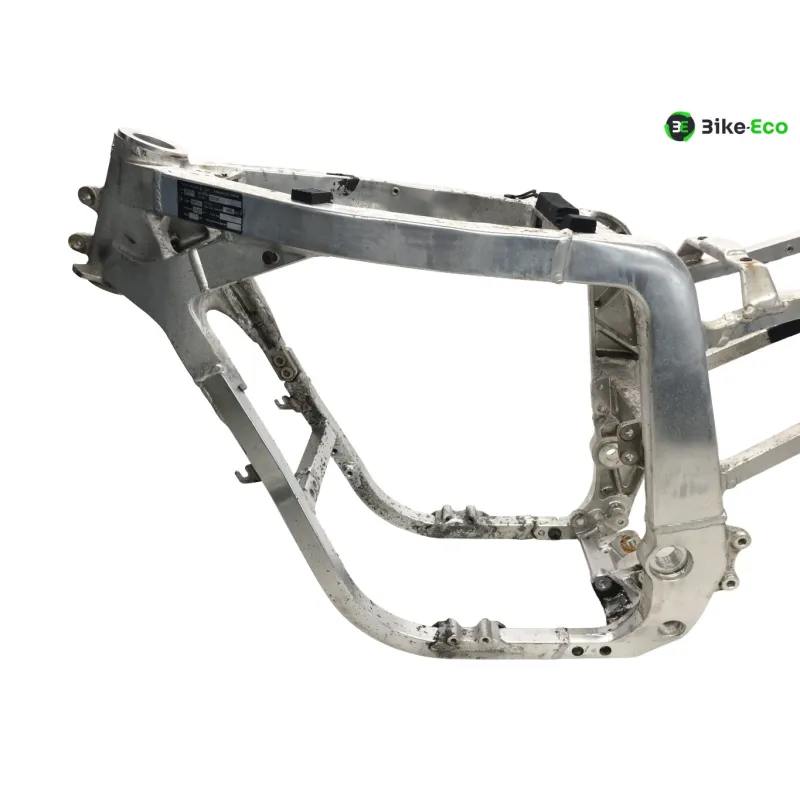 Cadre avec carte grise SUZUKI GSXR 1100 1990