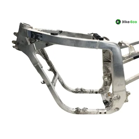 Cadre avec carte grise SUZUKI GSXR 1100 1990