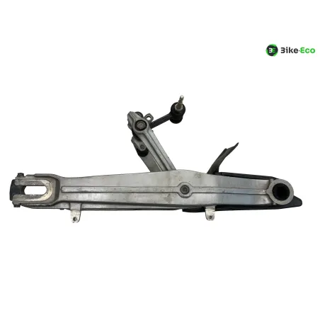 Bras oscillant HONDA CBX 550 1982-1985