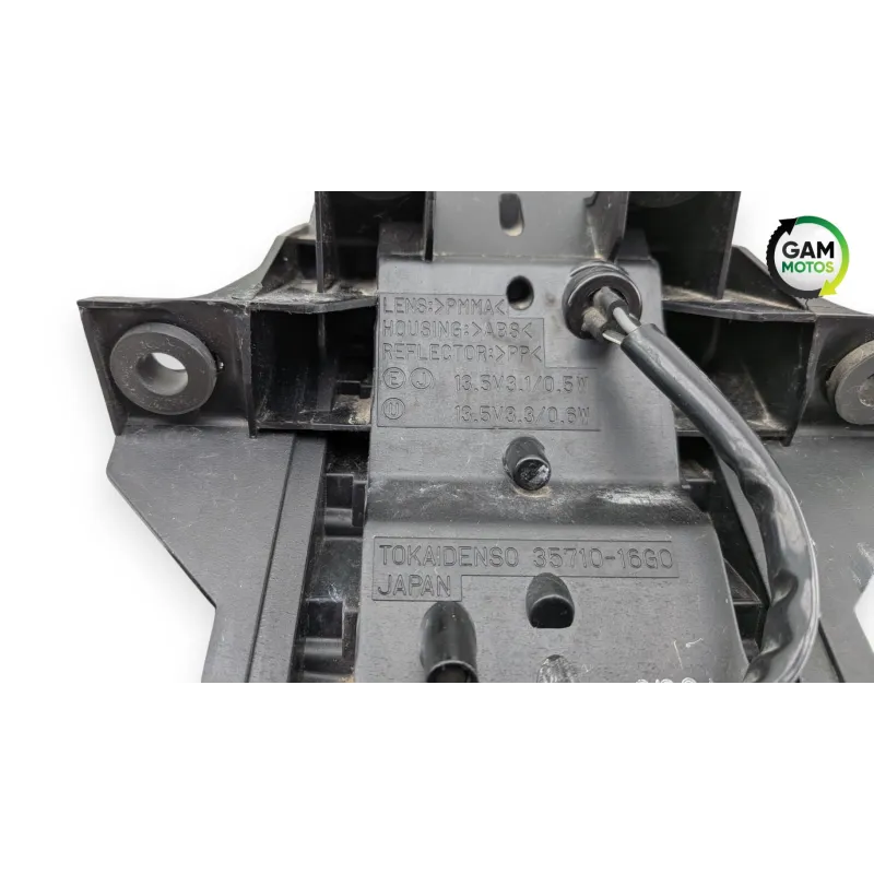 Feu arriere SUZUKI SV 650 S 2003 - 2007
