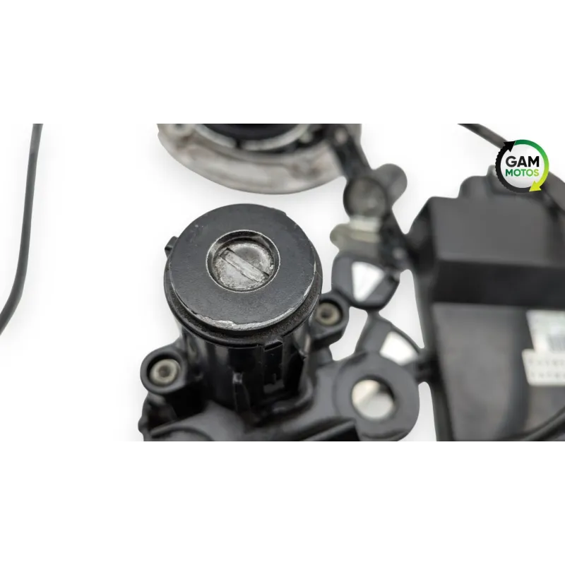Jeu de serrure contacteur a cle code KAWASAKI ER6 650 N 2012 - 2016