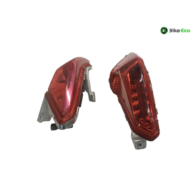Feu arriere YAMAHA YPR 125 2014-2017 XMAX ABS
