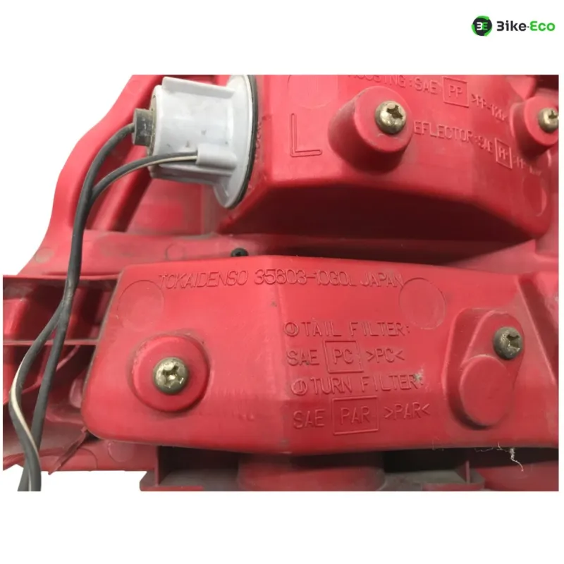 Feu arriere SUZUKI AN 650 2003-2005 BURGMAN