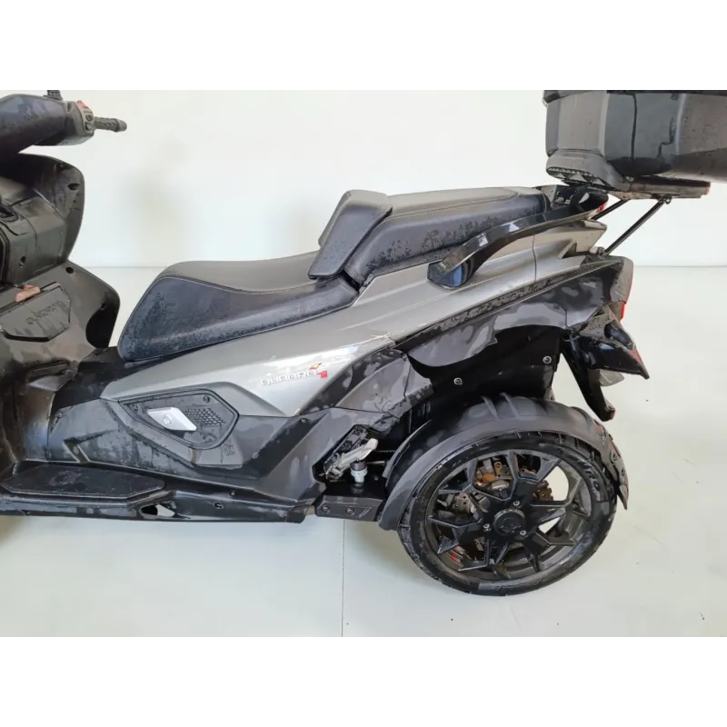 QUADRO QUADRO 4