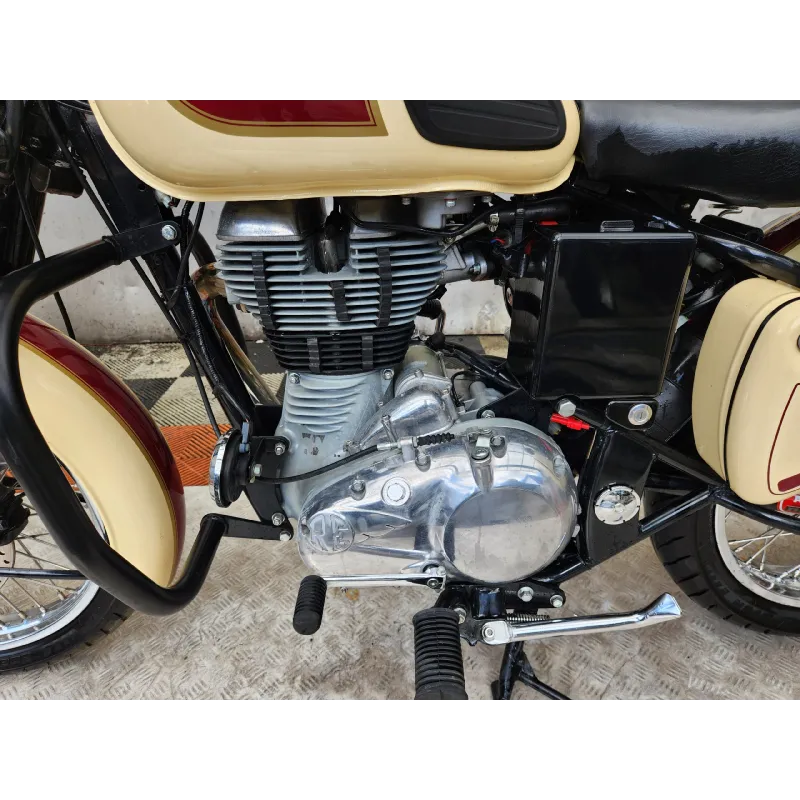 ROYAL ENFIELD BULLET 500 CLASSIC