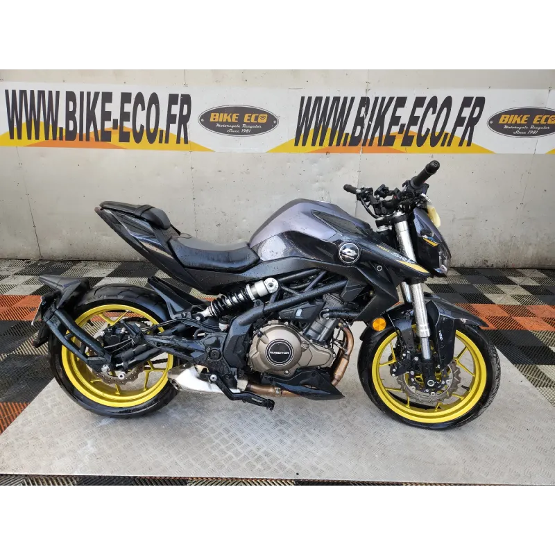 QJMOTOR SRK 400