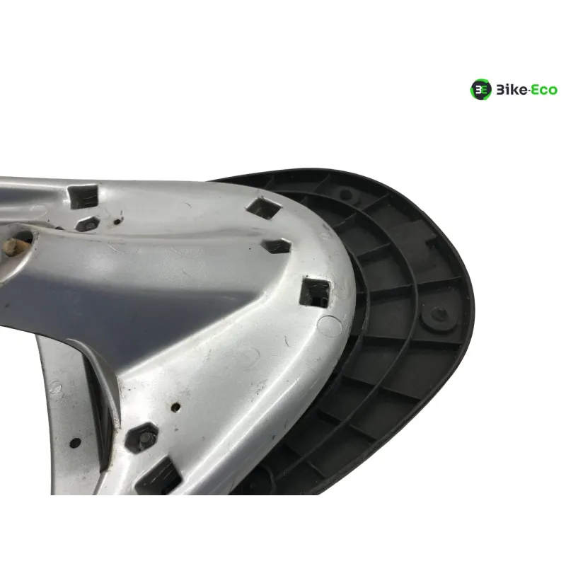 Porte paquets arriere PIAGGIO BEVERLY 125 2001-2003