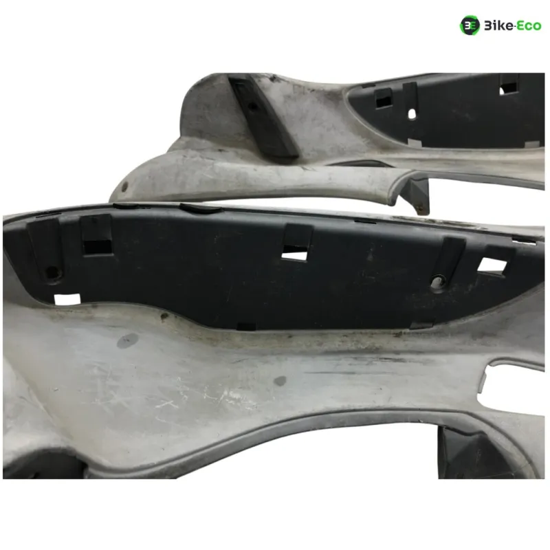 Plancher marche pied PIAGGIO BEVERLY 125 2001-2003