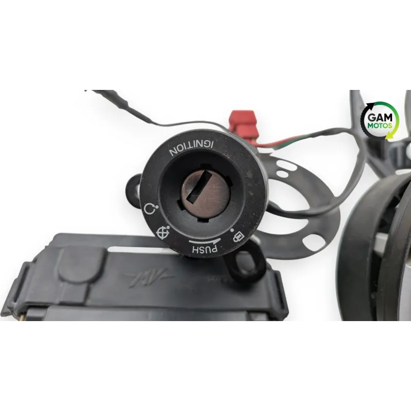 Jeu de serrure contacteur a cle code MV AGUSTA DRAGSTER 800 RR AMERICA 2019 - 2019